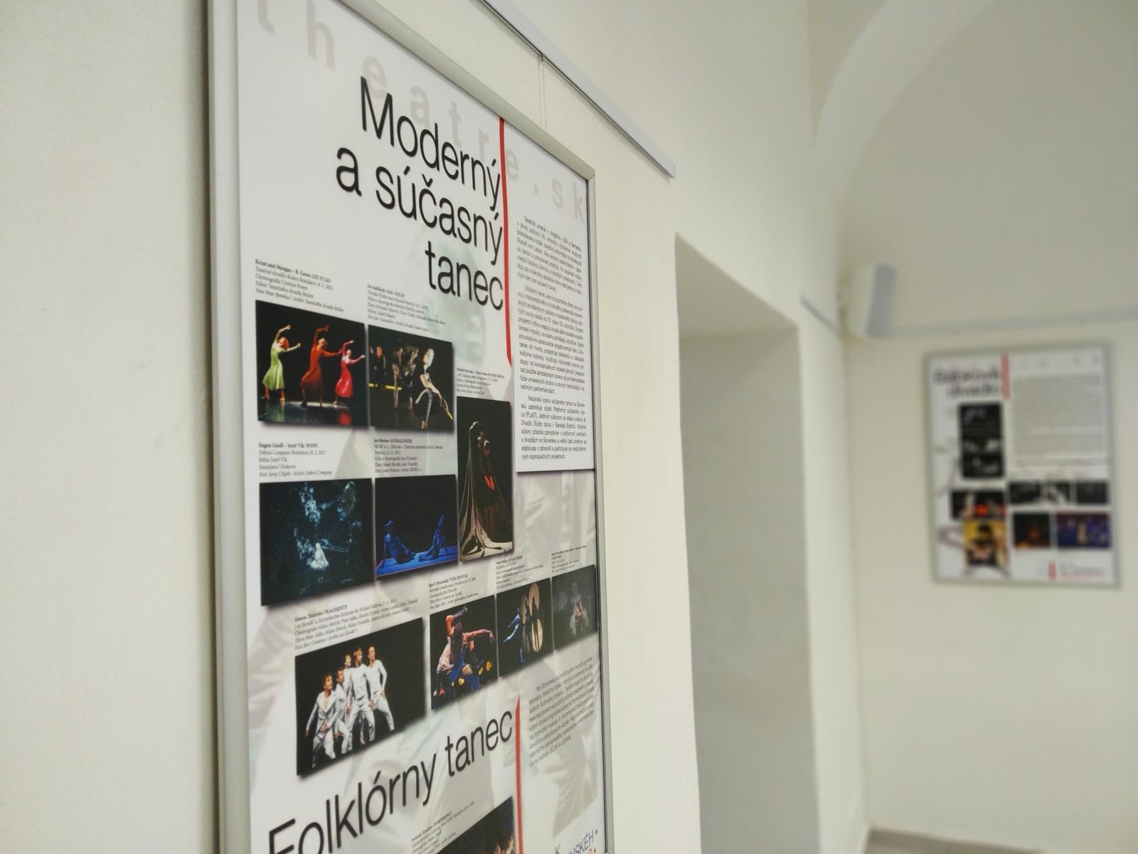 Výstava theatre.sk v priestoroch Slovenského inštitútu v Prahe 