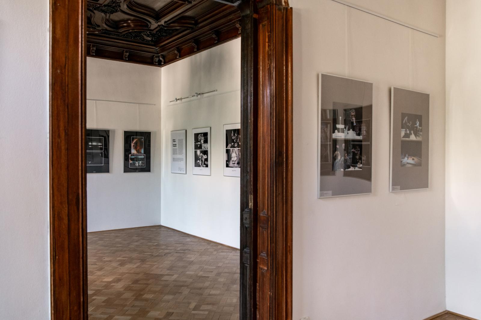Vernisáž výstavy Retrospektíva – Bienále divadelnej fotografie a jej víťazi – 2016 a 2018